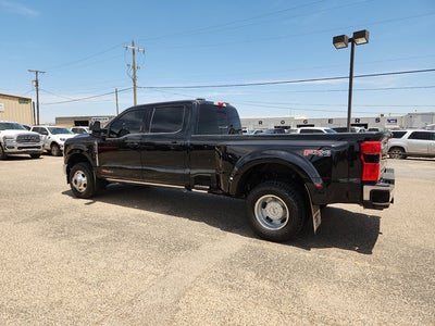 2024 Ford Super Duty F-350 DRW LARIAT