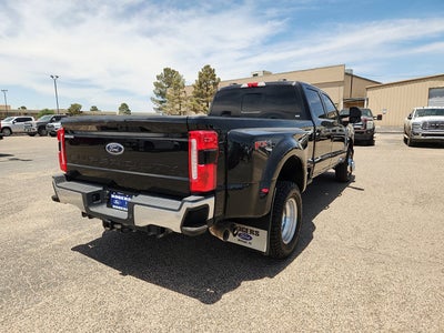 2024 Ford Super Duty F-350 DRW LARIAT