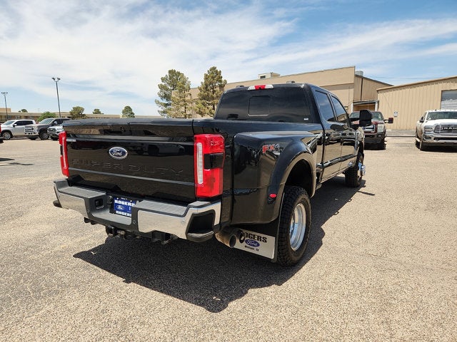 2024 Ford Super Duty F-350 DRW LARIAT