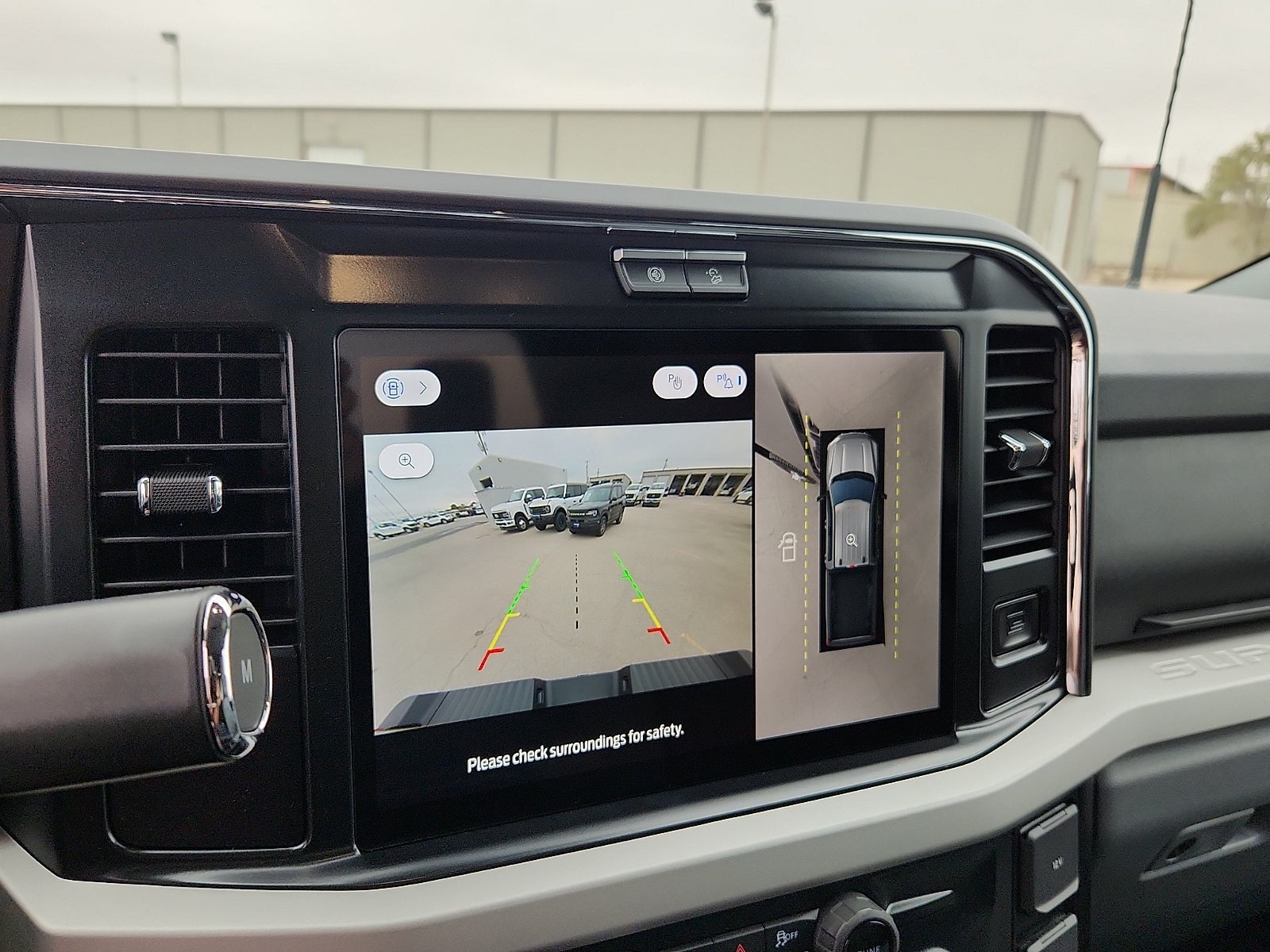 2027 Ford F-350SD XLT DRW