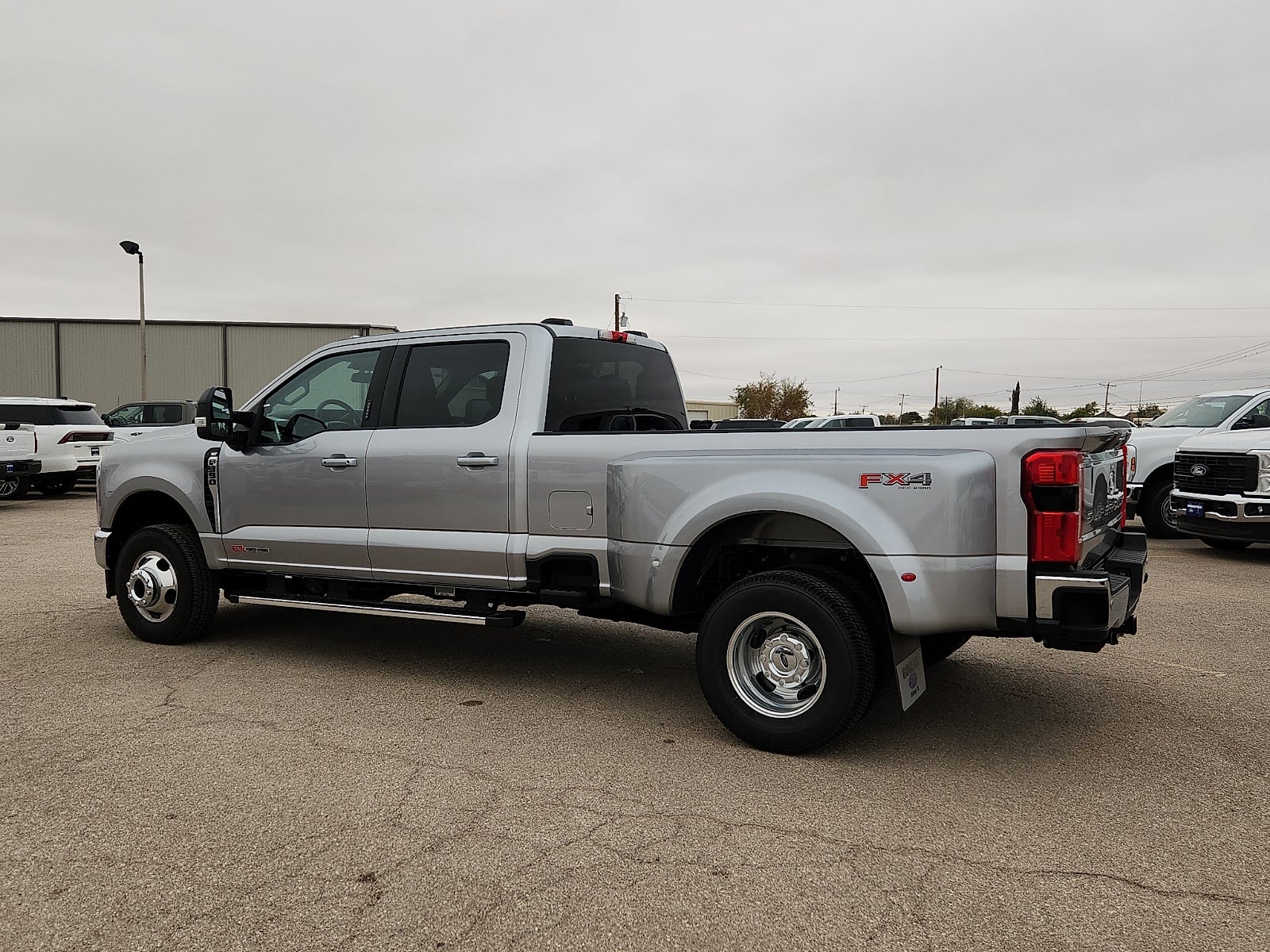 2027 Ford F-350SD XLT DRW