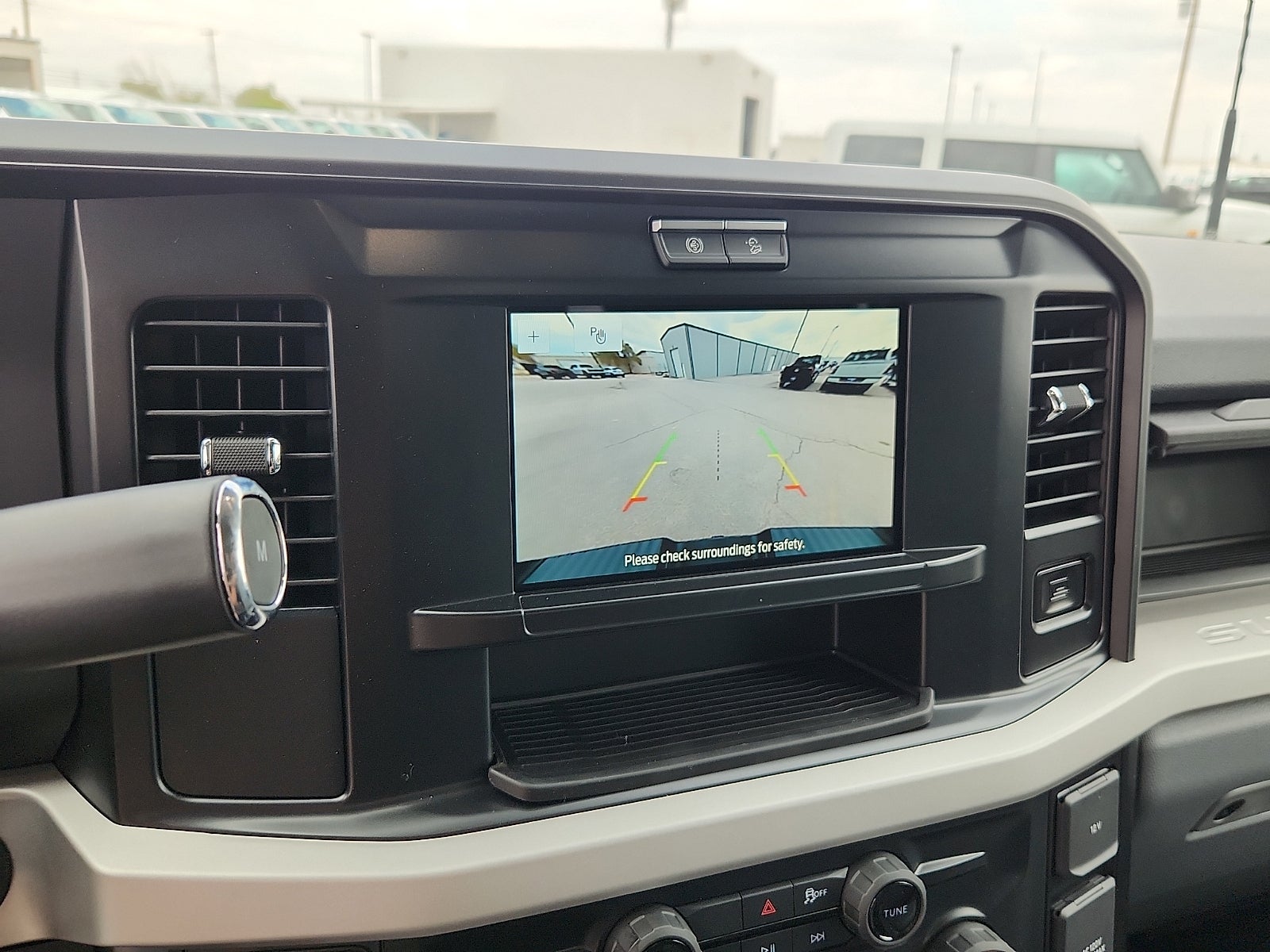 2027 Ford F-350SD XLT DRW