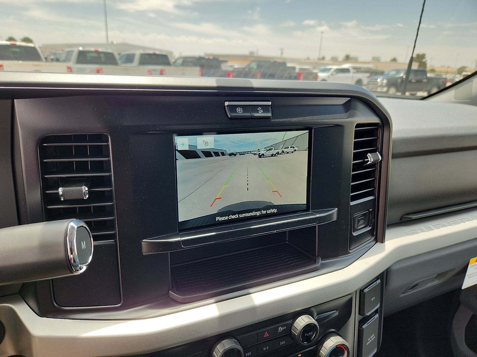 2026 Ford Super Duty F-350 DRW XLT
