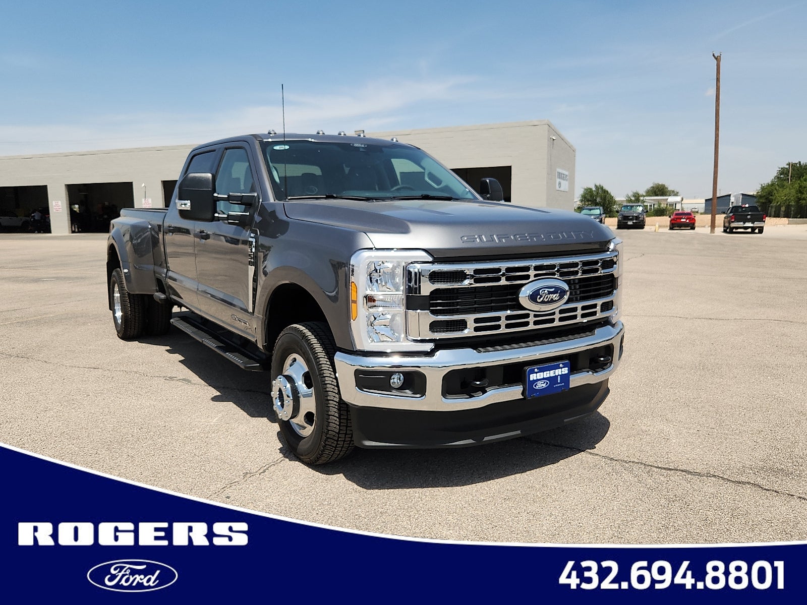 2026 Ford Super Duty F-350 DRW XLT