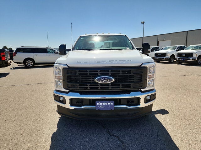 2026 Ford Super Duty F-350 DRW XL