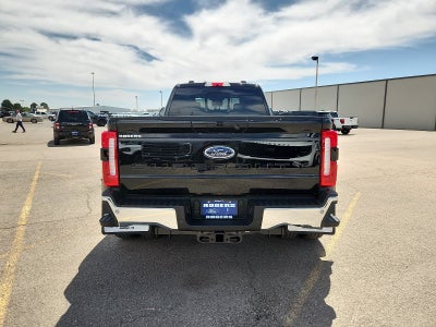2026 Ford Super Duty F-350 DRW LARIAT