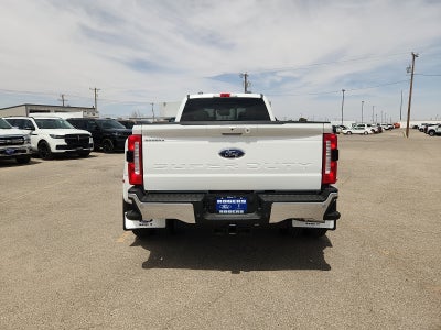 2026 Ford Super Duty F-350 DRW LARIAT