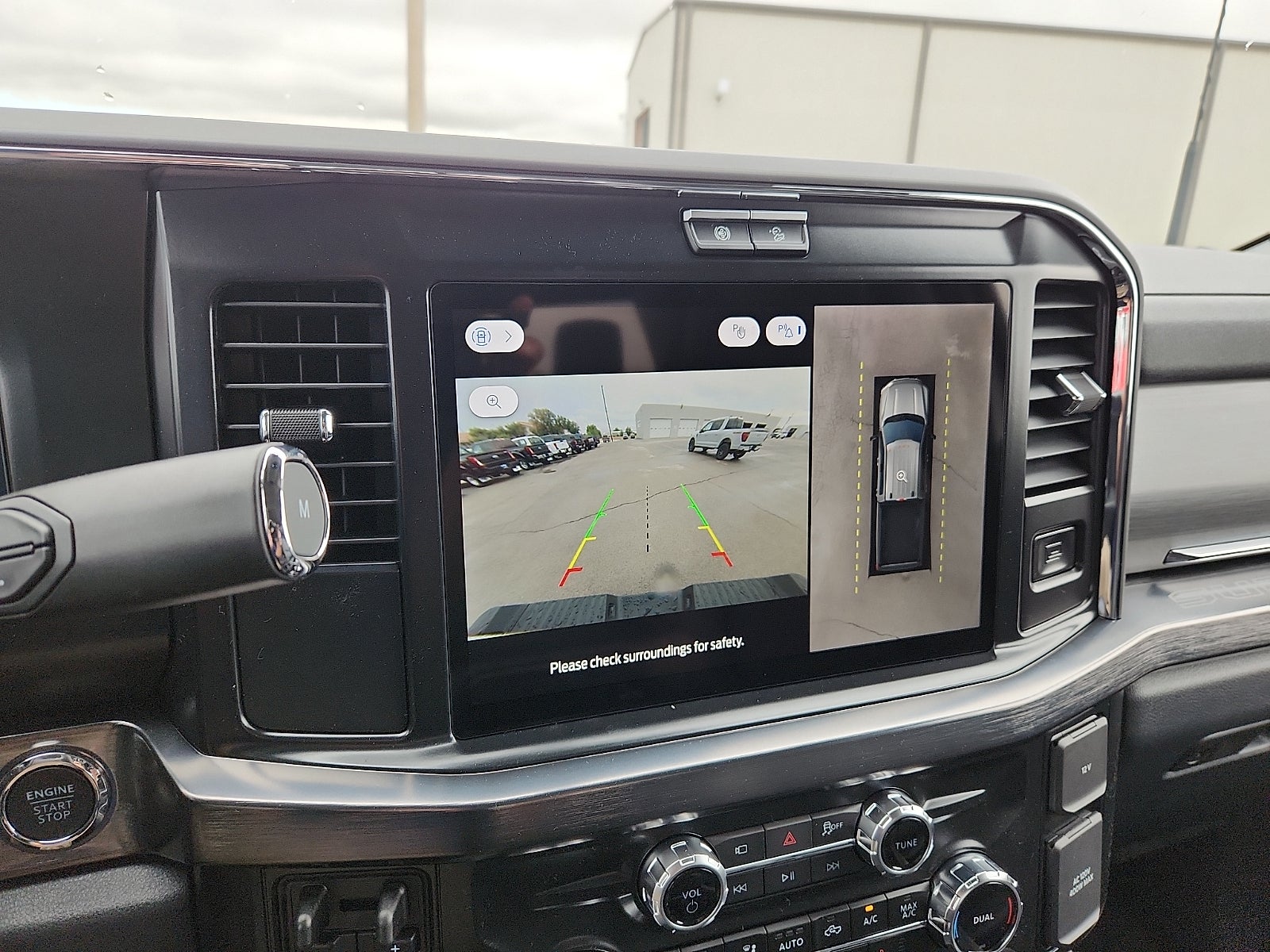 2026 Ford Super Duty F-350 DRW LARIAT