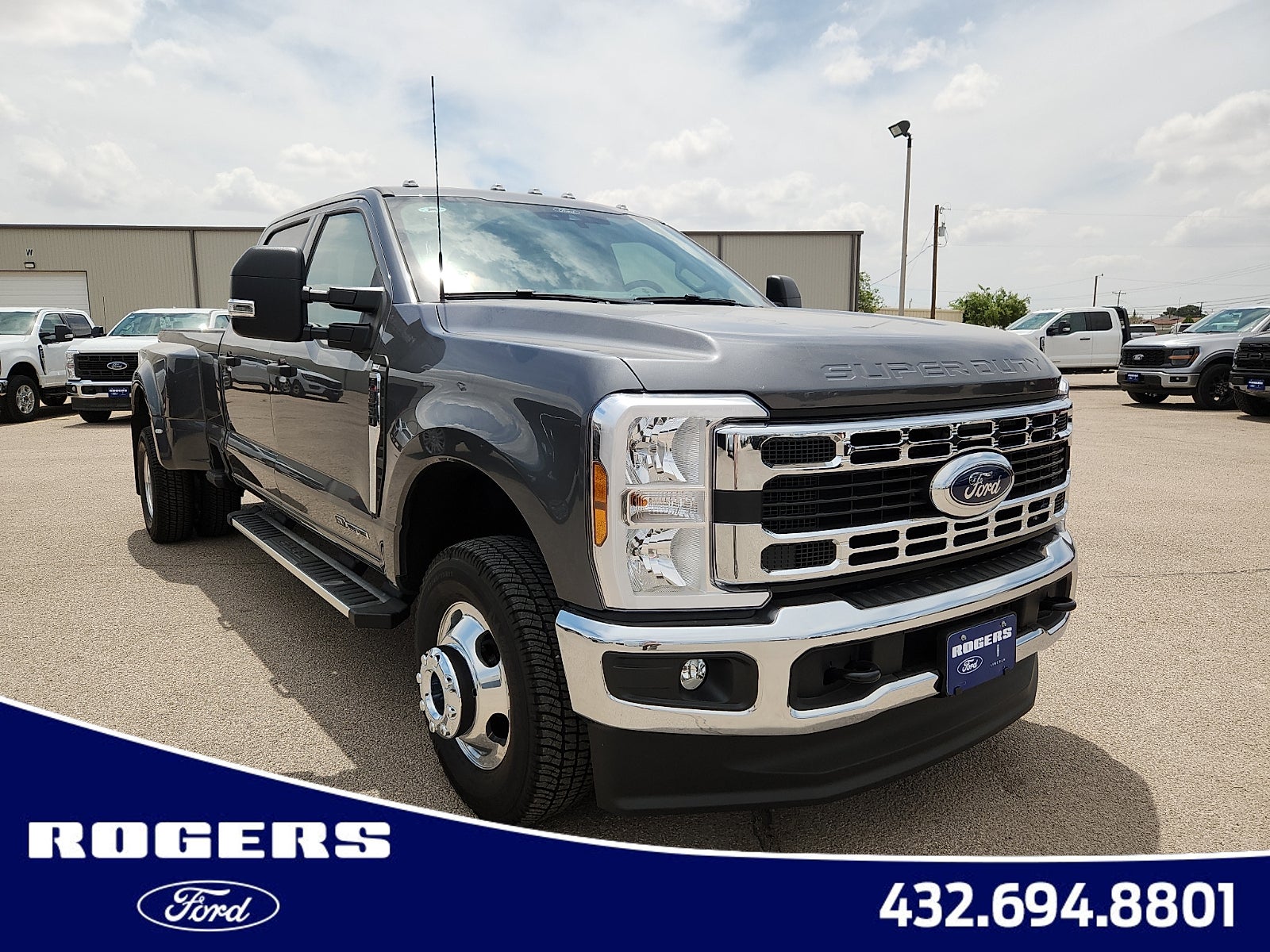 2026 Ford Super Duty F-350 DRW XLT