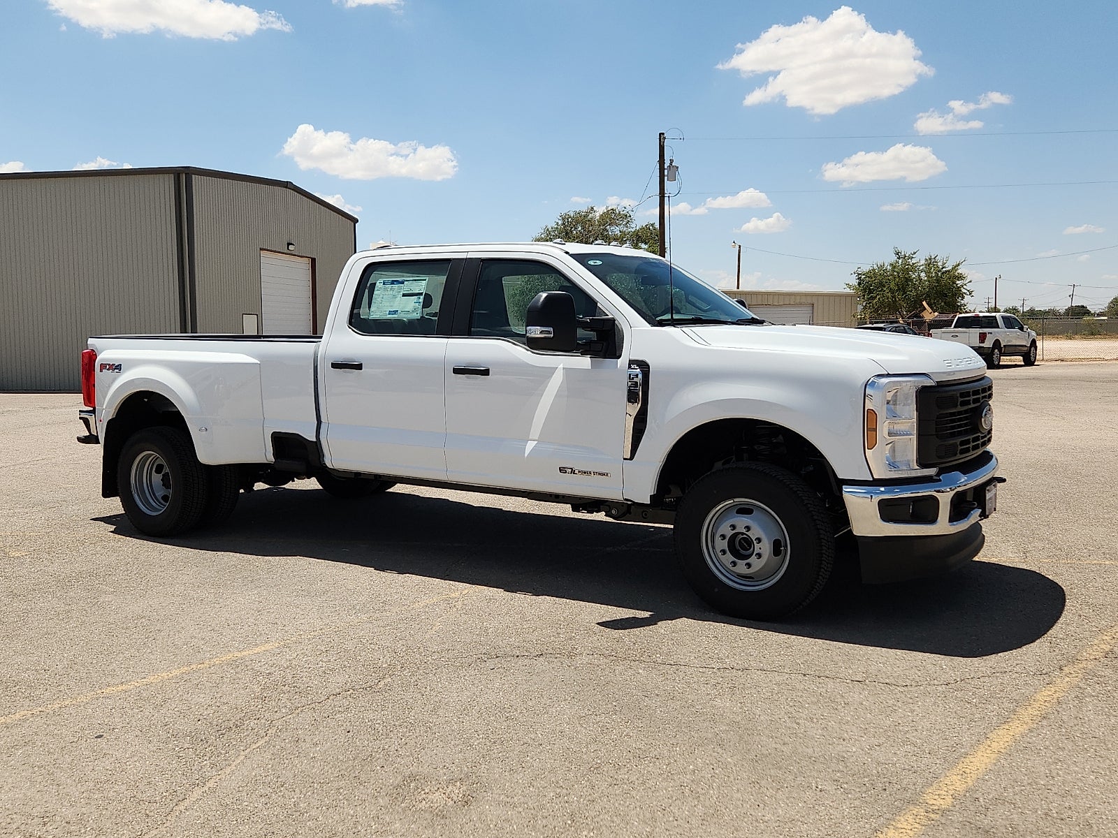 2026 Ford Super Duty F-350 DRW XL