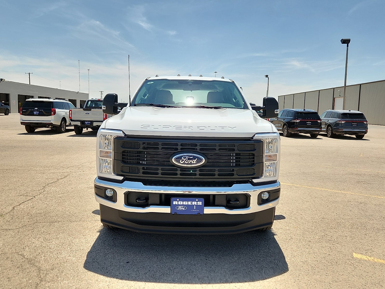 2026 Ford Super Duty F-350 DRW XL