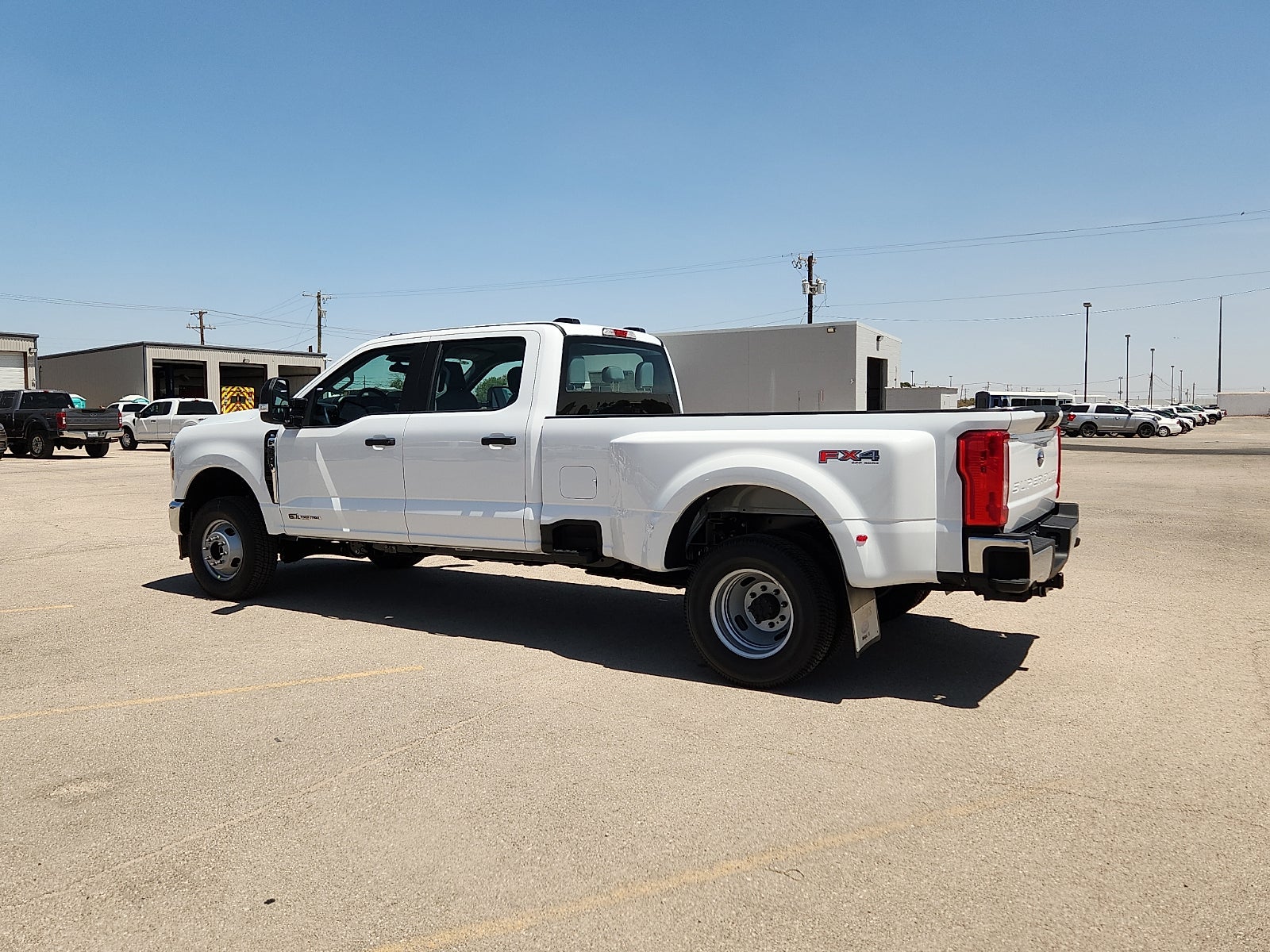 2026 Ford Super Duty F-350 DRW XL
