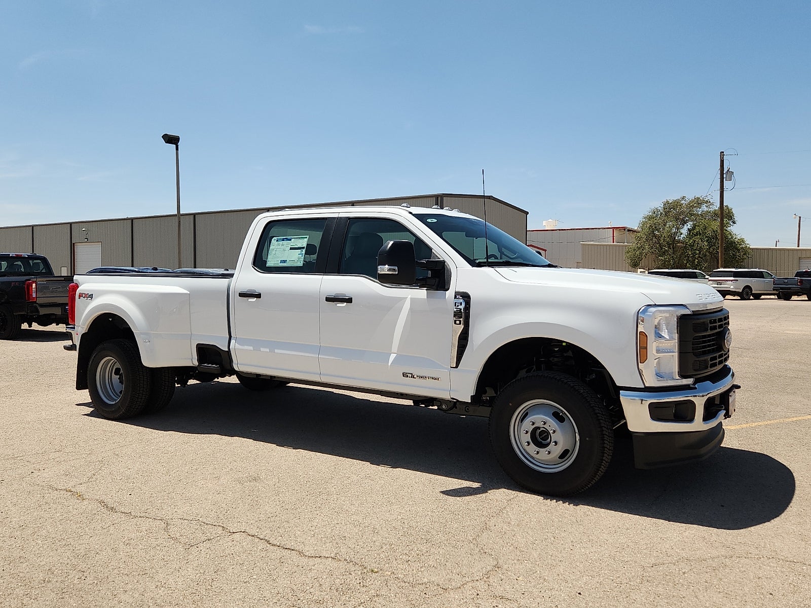 2026 Ford Super Duty F-350 DRW XL