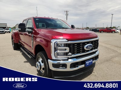 2026 Ford Super Duty F-350 DRW LARIAT