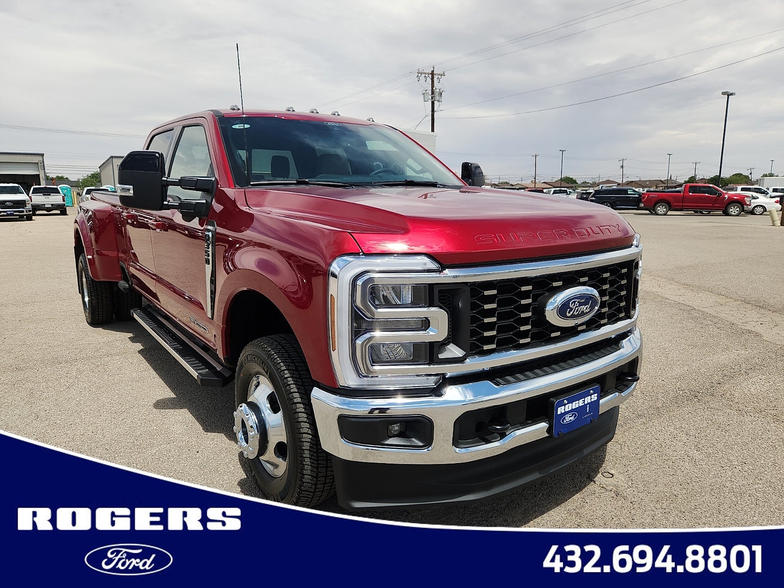 2026 Ford Super Duty F-350 DRW LARIAT