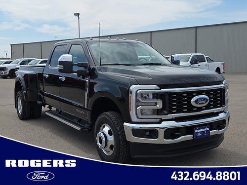 2026 Ford Super Duty F-350 DRW LARIAT