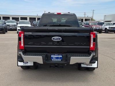 2026 Ford Super Duty F-350 DRW LARIAT
