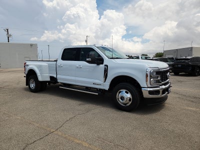 2026 Ford Super Duty F-350 DRW LARIAT