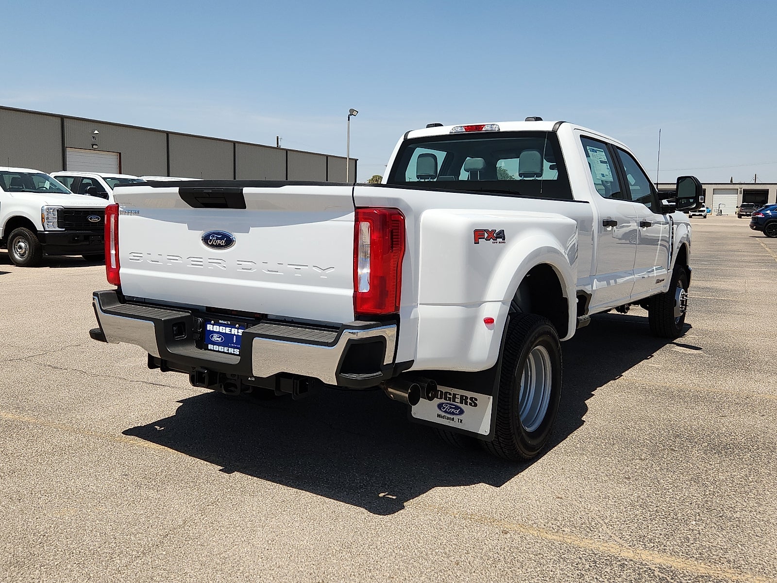 2026 Ford Super Duty F-350 DRW XL