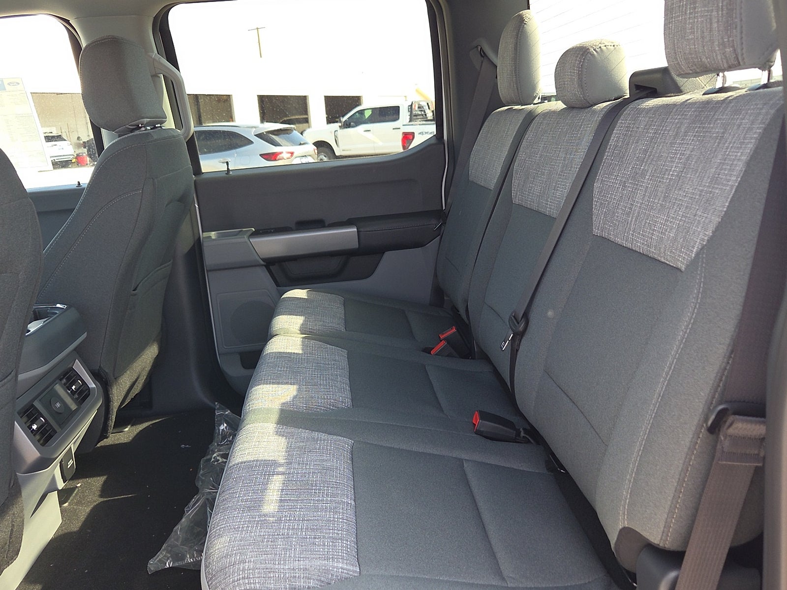 2026 Ford Super Duty F-350 DRW XLT