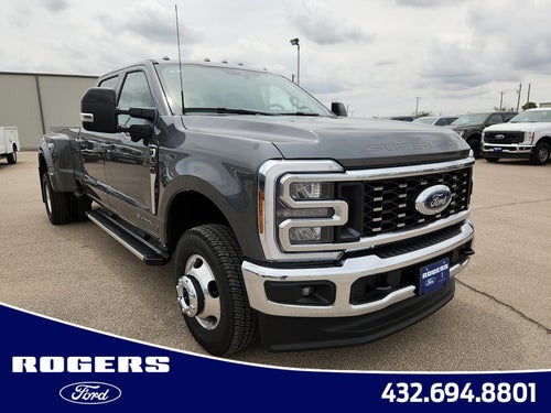 2026 Ford Super Duty F-350 DRW LARIAT