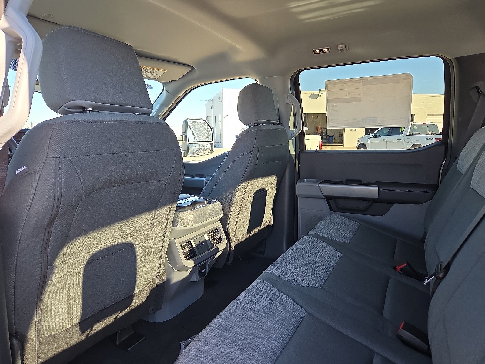 2026 Ford Super Duty F-350 DRW XLT