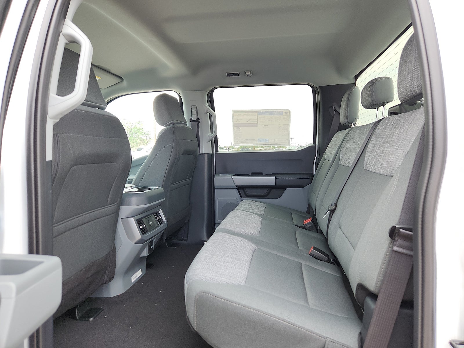 2026 Ford Super Duty F-350 DRW XLT