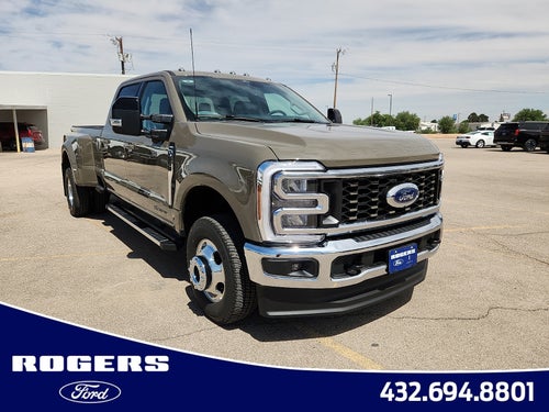 2026 Ford Super Duty F-350 DRW LARIAT