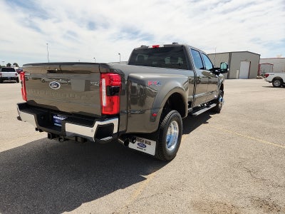 2026 Ford Super Duty F-350 DRW LARIAT