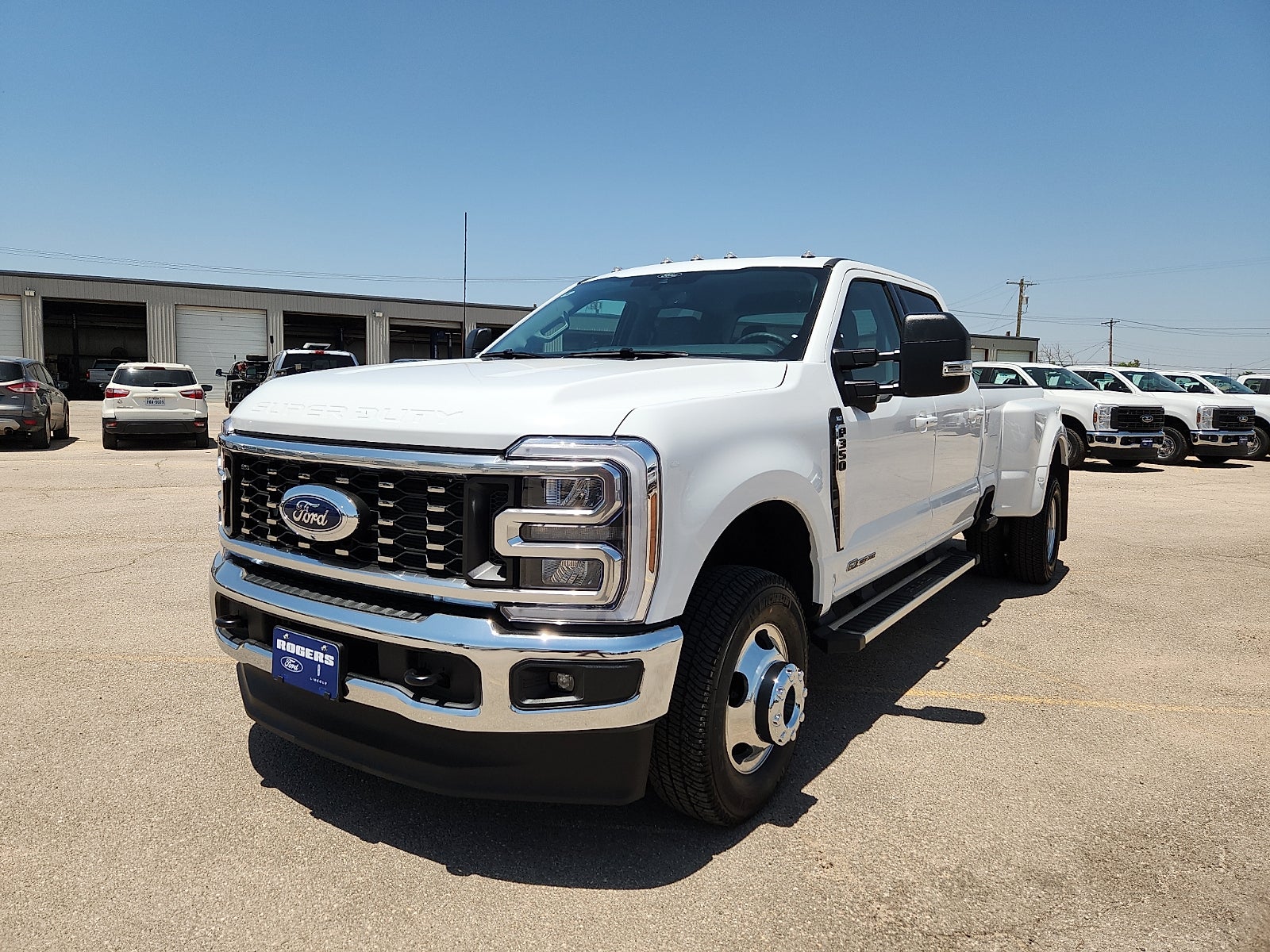 2026 Ford Super Duty F-350 DRW XLT