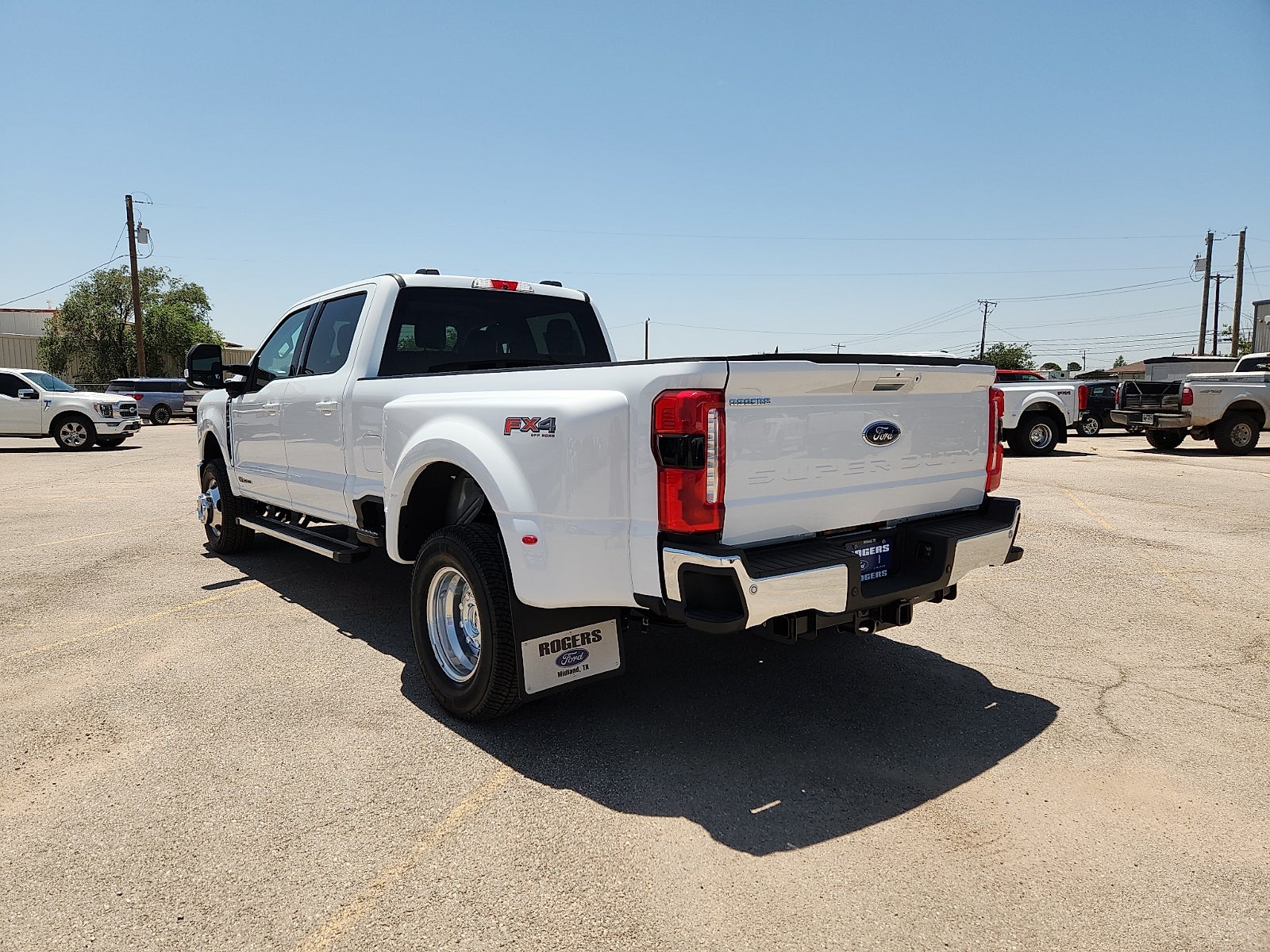 2026 Ford Super Duty F-350 DRW XLT