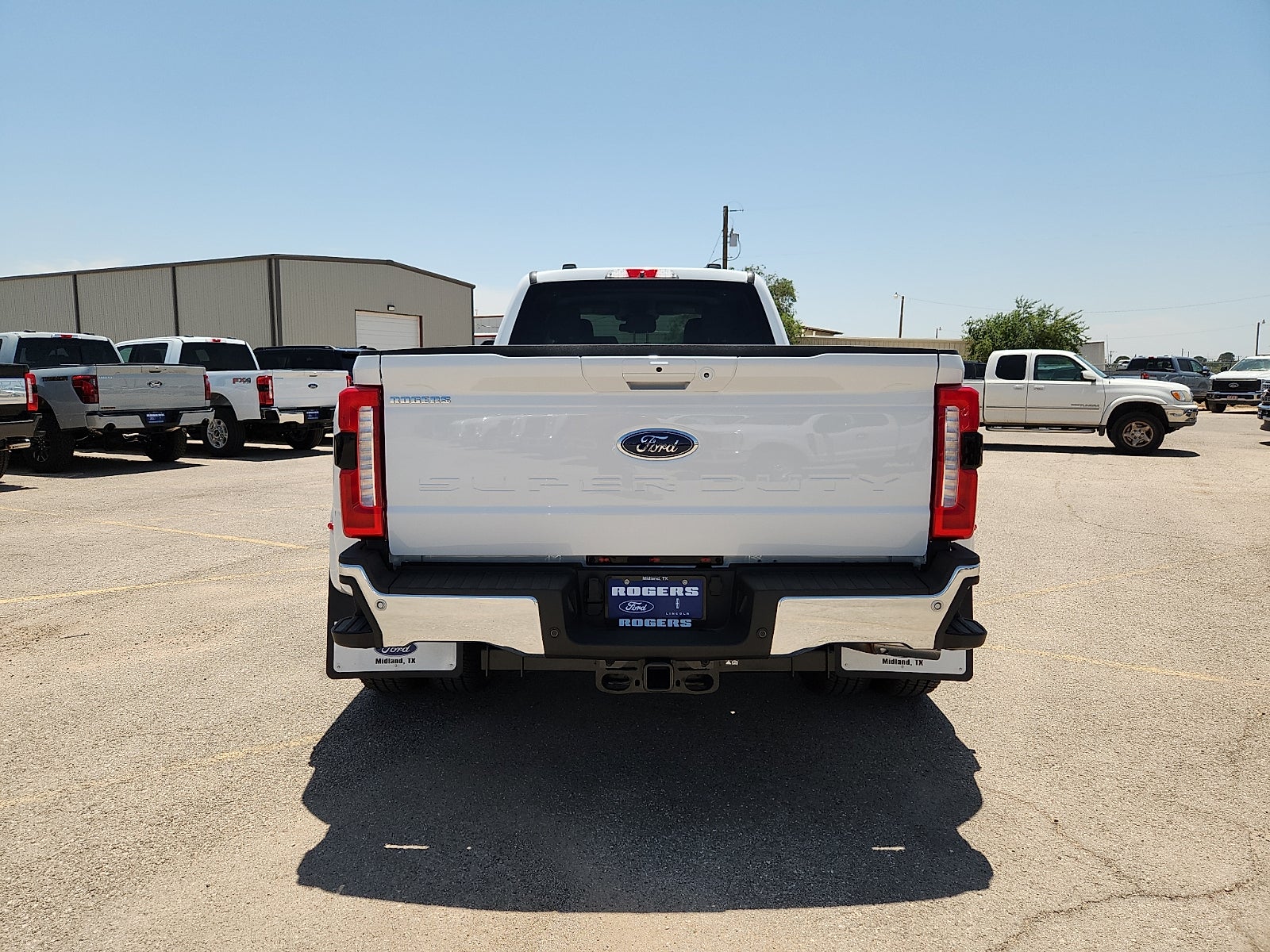 2026 Ford Super Duty F-350 DRW XLT