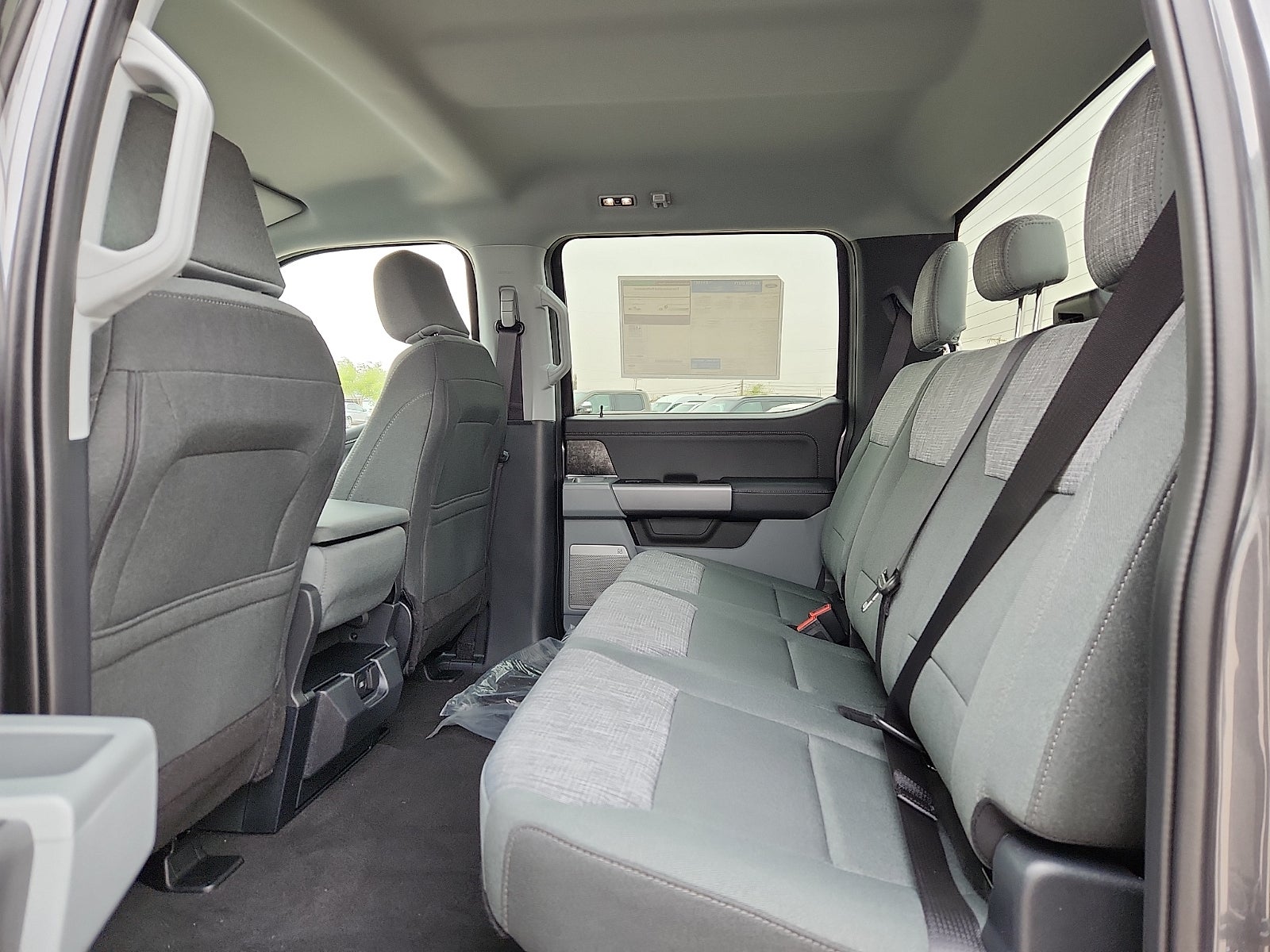 2026 Ford Super Duty F-350 DRW XLT