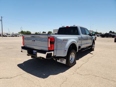 2026 Ford Super Duty F-350 DRW LARIAT