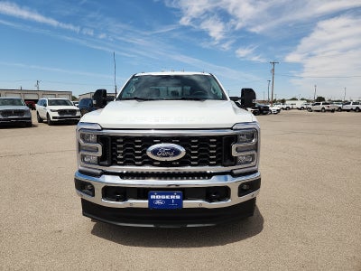 2026 Ford Super Duty F-350 DRW LARIAT
