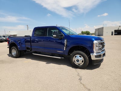 2026 Ford Super Duty F-350 DRW LARIAT