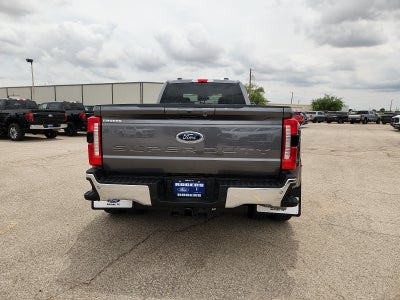 2026 Ford Super Duty F-350 DRW LARIAT