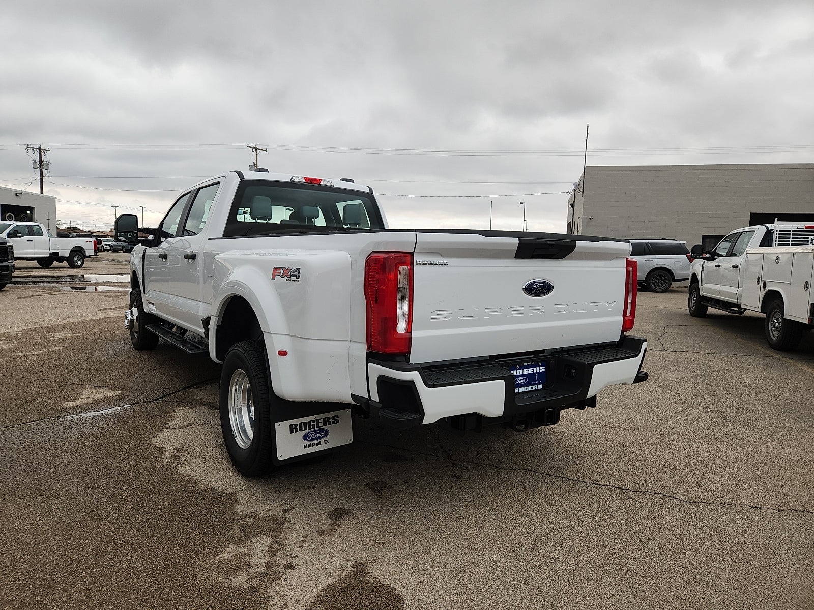 2026 Ford Super Duty F-350 DRW XL