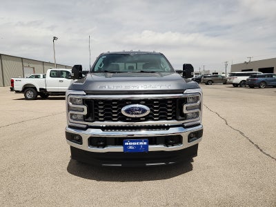 2026 Ford Super Duty F-350 DRW LARIAT