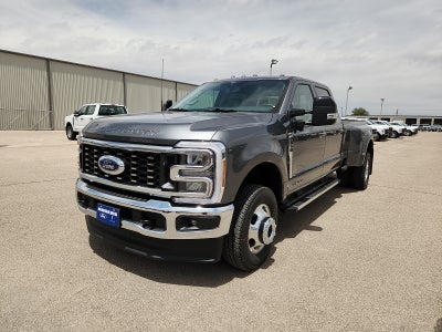 2026 Ford Super Duty F-350 DRW LARIAT