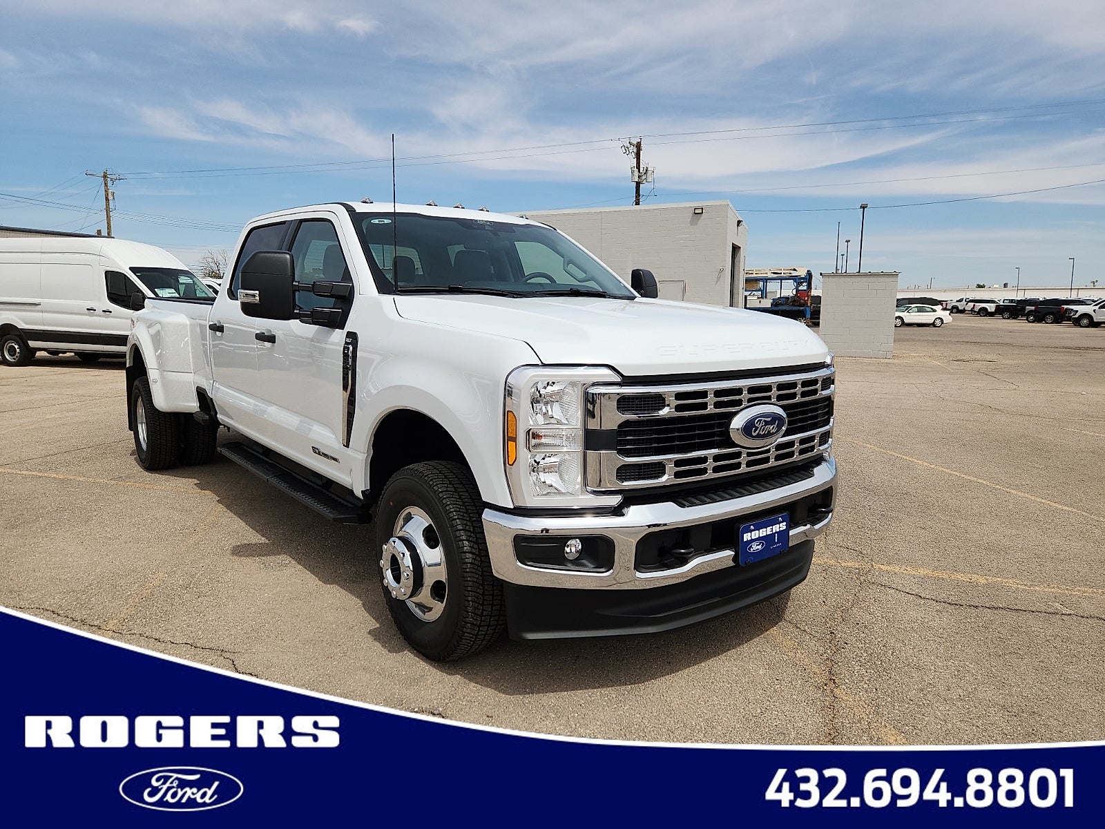 2026 Ford Super Duty F-350 DRW XLT