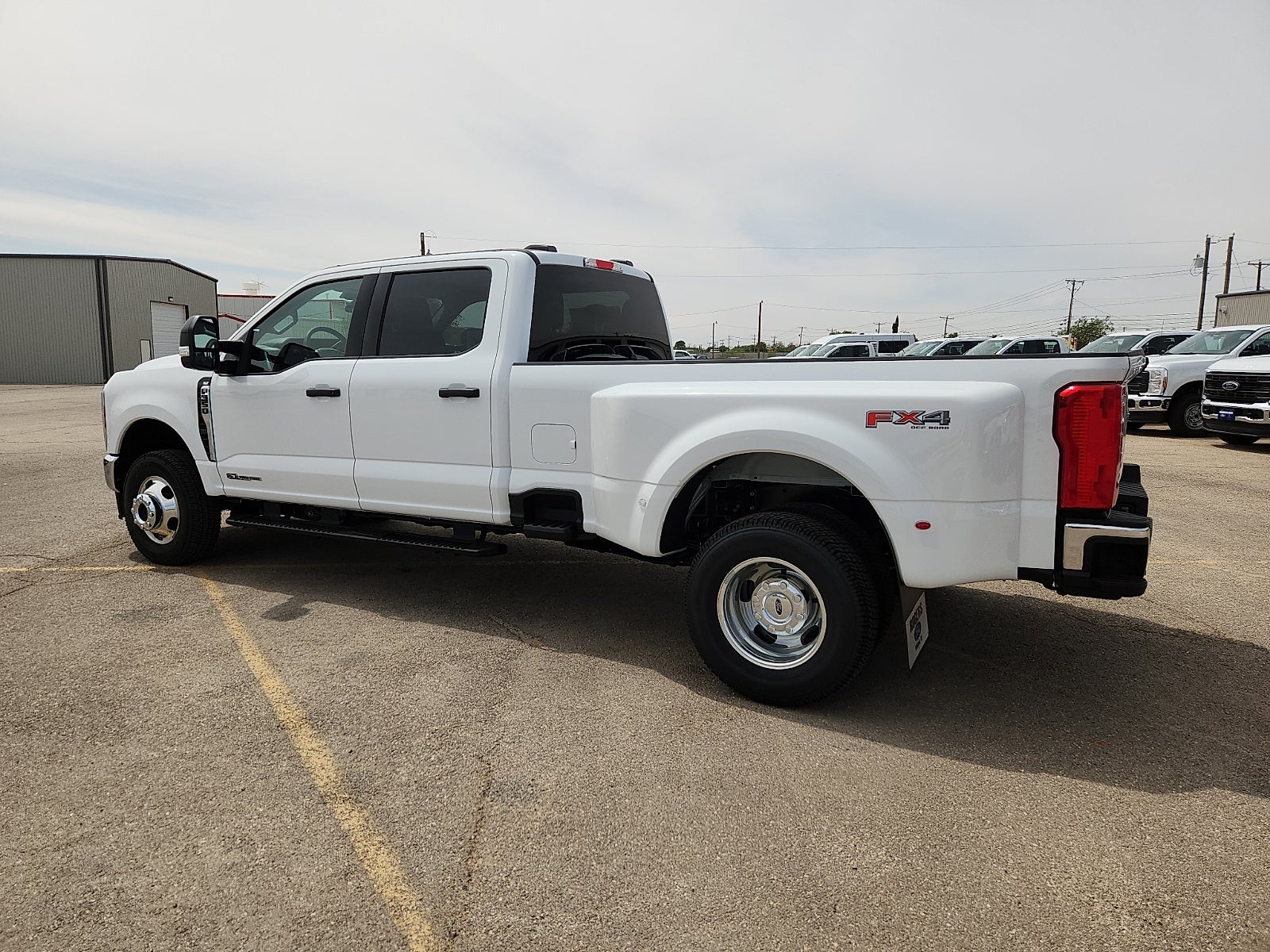 2026 Ford Super Duty F-350 DRW XLT