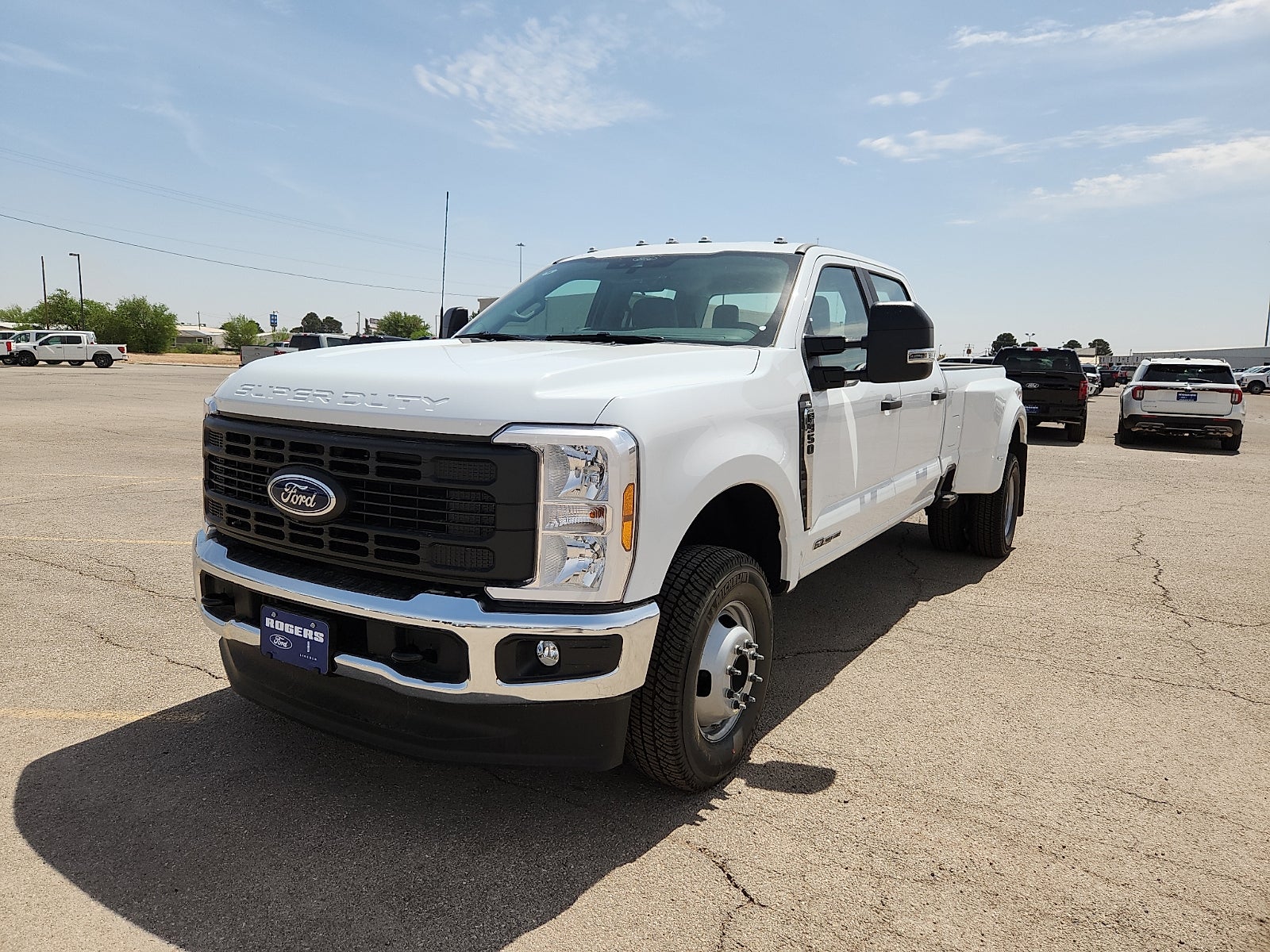 2026 Ford Super Duty F-350 DRW XL