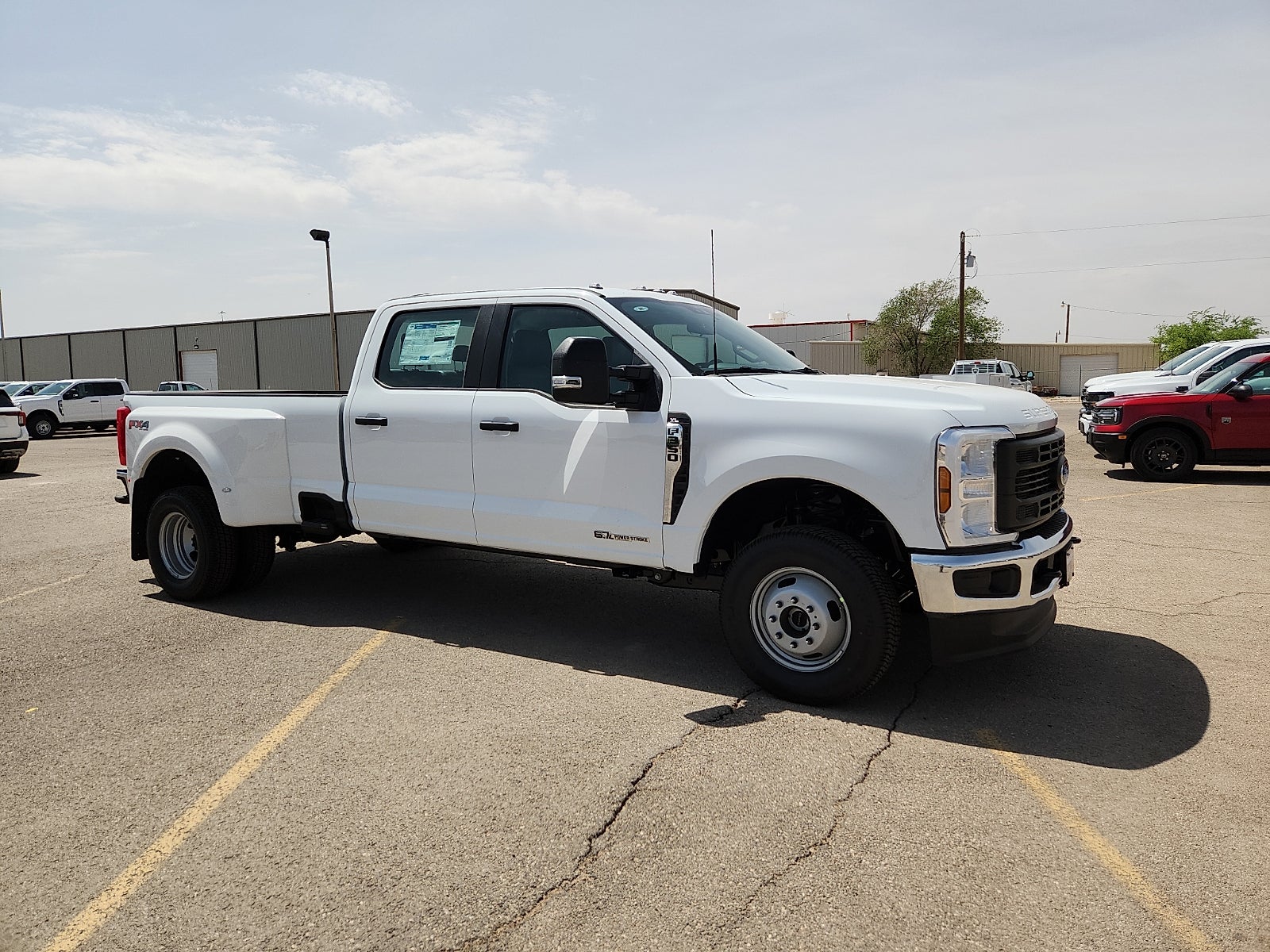 2026 Ford Super Duty F-350 DRW XL