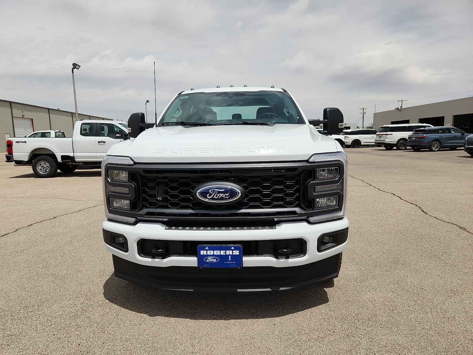2026 Ford Super Duty F-350 DRW XL