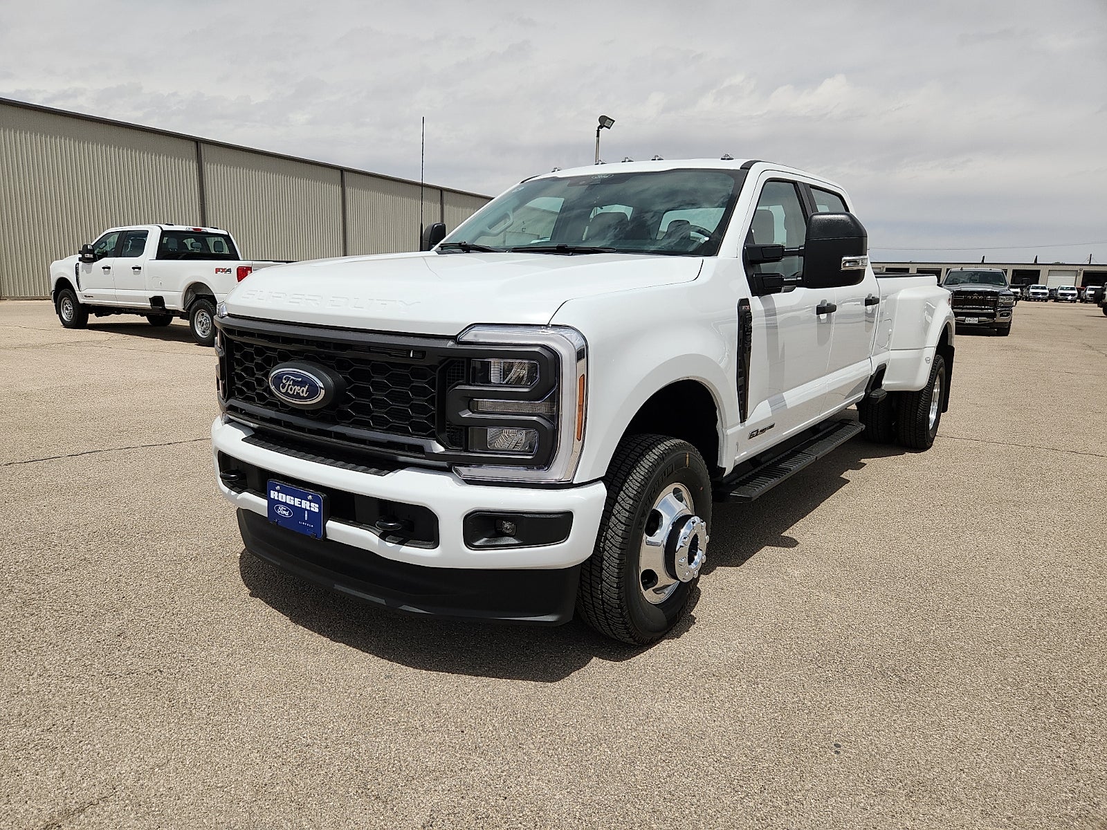 2026 Ford Super Duty F-350 DRW XL
