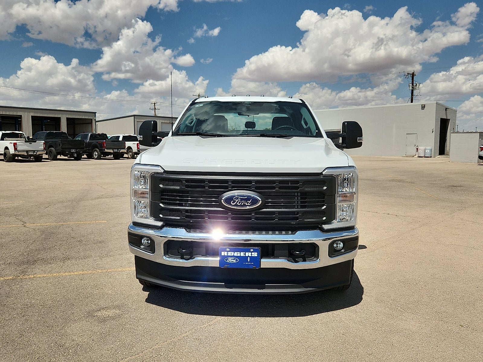 2026 Ford Super Duty F-350 DRW XL