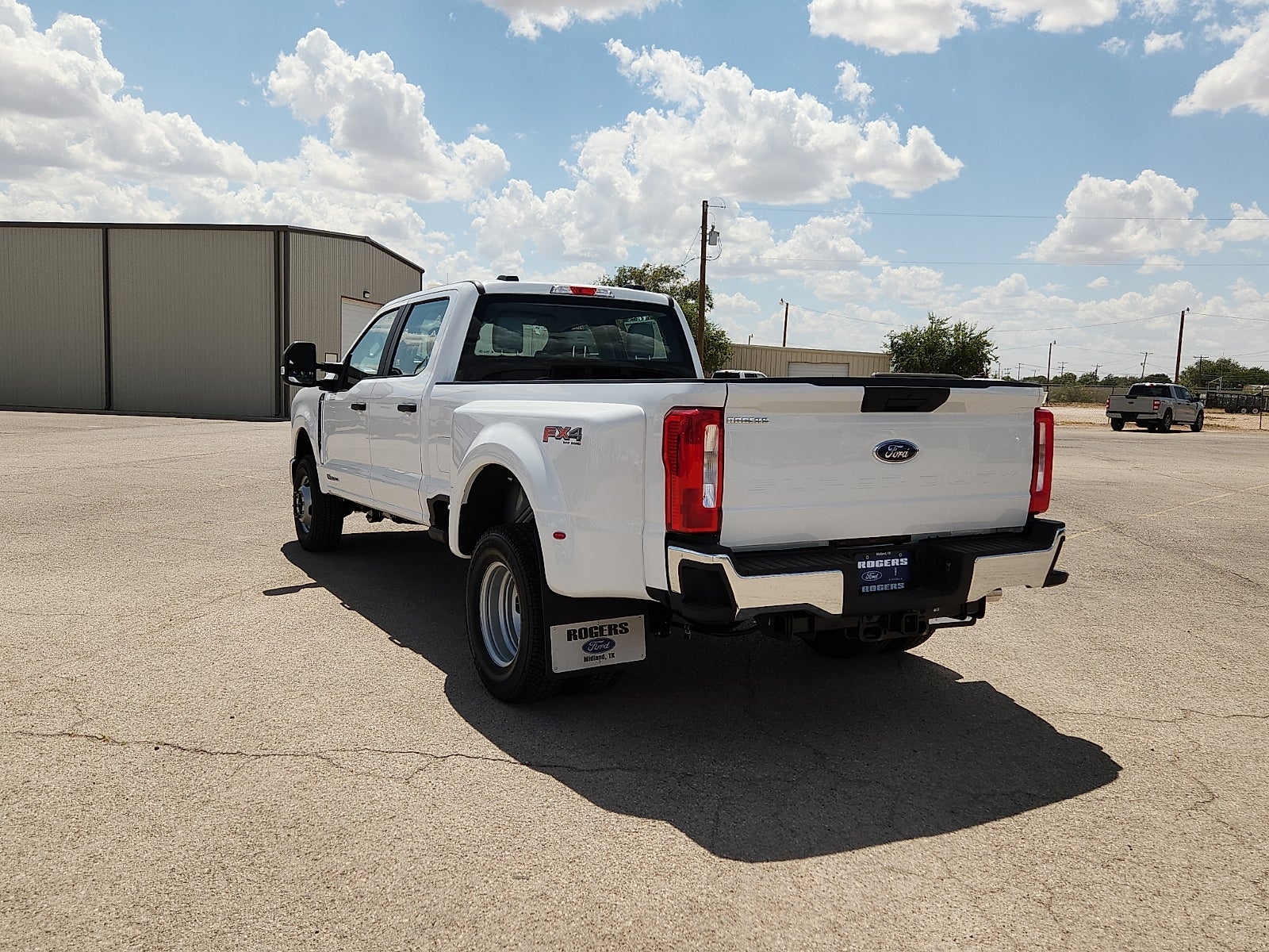 2026 Ford Super Duty F-350 DRW XL
