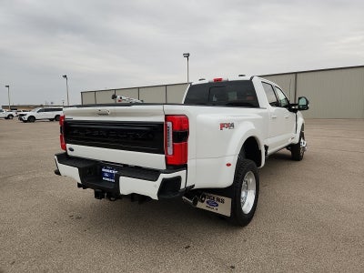 2026 Ford Super Duty F-450 DRW Platinum