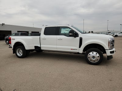 2026 Ford Super Duty F-450 DRW Platinum